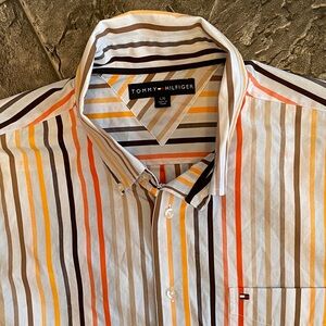 TOMMY HILFIGER Men's Striped Button-down Dress Shirt Preppy Coastal Office